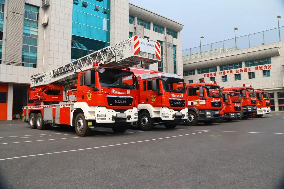 “七十峥嵘，与国同梦”，2019曼恩全国消防底盘安全巡检助力钱塘 - 第8张