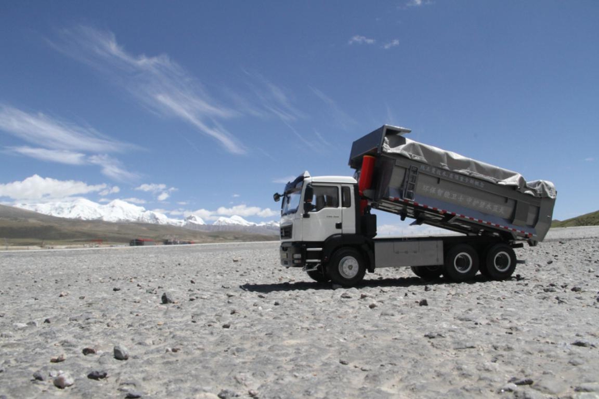 问道天路 ,汕德卡赢得藏族兄弟信赖 - 第1张 - 提加商用车网 问道天路 ,汕德卡赢得藏族兄弟信赖 - 第1张