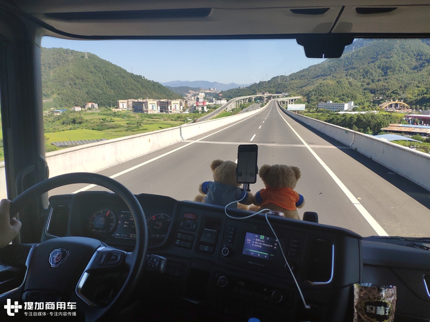 跟着斯堪尼亚卡车跑了一段山路，车辆真安全，油耗也真低！ - 第12张