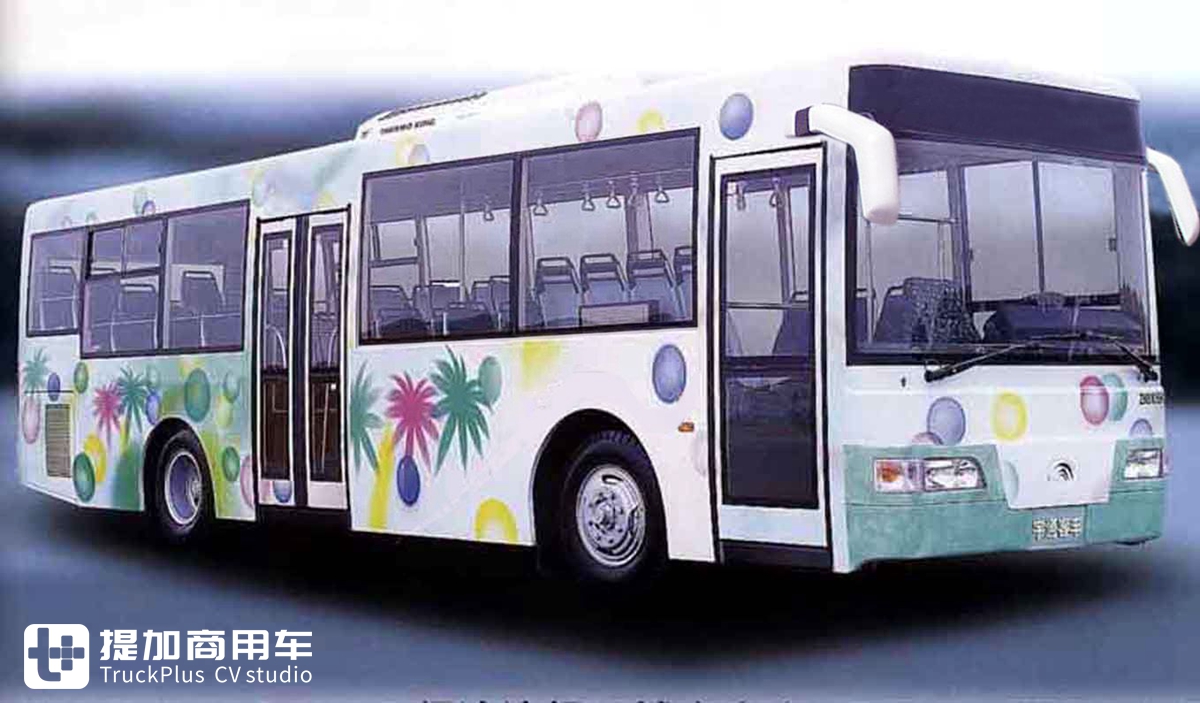 国内城市公交的探路者,宇通新世纪以来公交造型大盘点(一) - 第2张 - 提加商用车网 国内城市公交的探路者,宇通新世纪以来公交造型大盘点(一) - 第2张