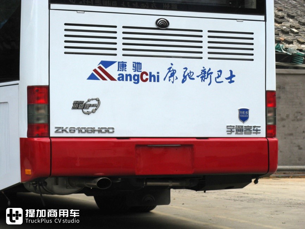 国内城市公交的探路者,宇通新世纪以来公交造型大盘点(一) - 第8张 - 提加商用车网 国内城市公交的探路者,宇通新世纪以来公交造型大盘点(一) - 第8张