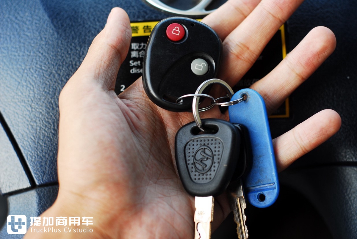 深入北京公交集团，实地探访陕汽、红岩两款公交救援车的使用情况 - 第8张
