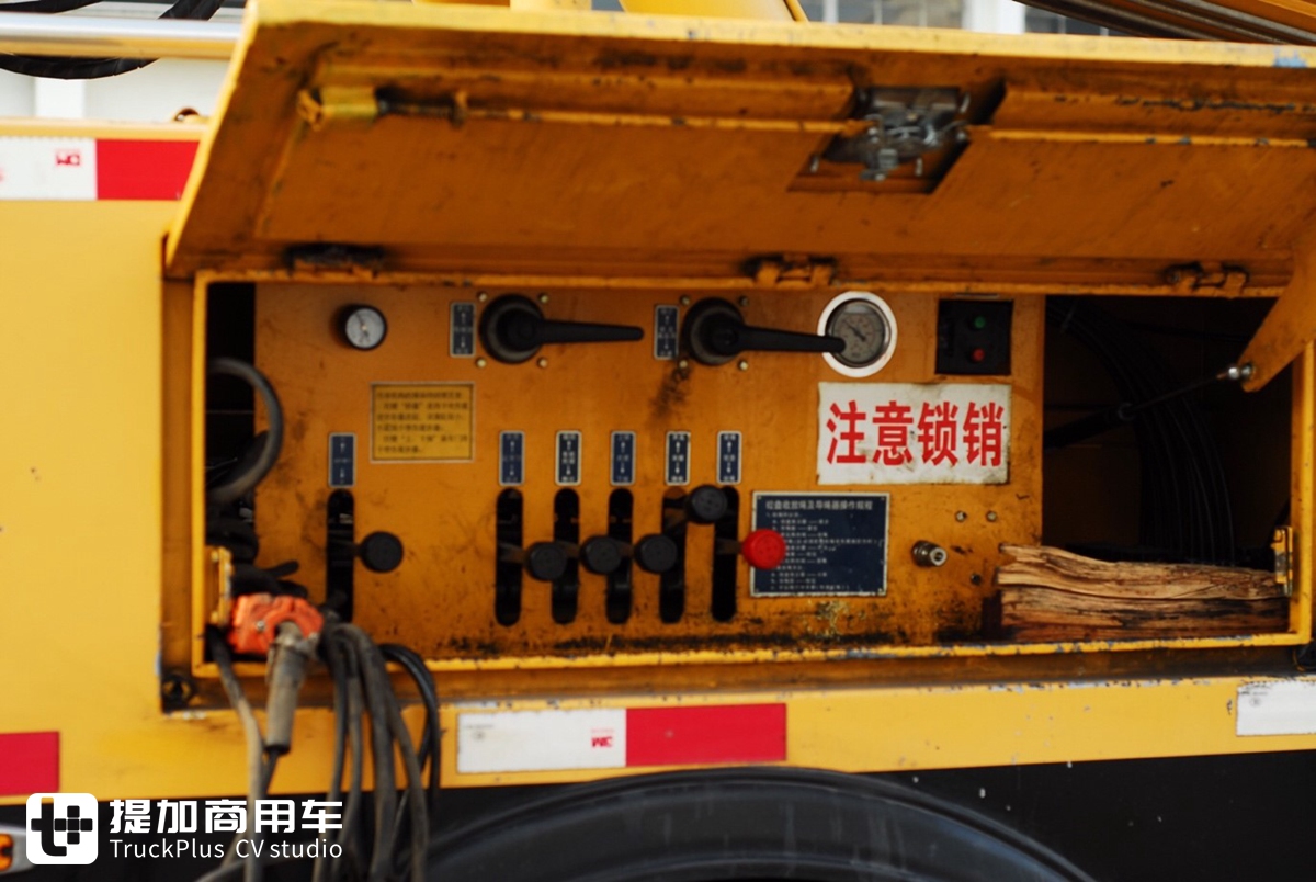 深入北京公交集团,实地探访陕汽、红岩两款公交救援车的使用情况 - 第15张 - 提加商用车网 深入北京公交集团,实地探访陕汽、红岩两款公交救援车的使用情况 - 第15张