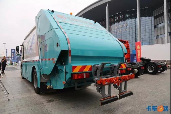 你准备好了吗?汕德卡国六环卫车来了! - 第7张 - 提加商用车网 你准备好了吗?汕德卡国六环卫车来了! - 第7张