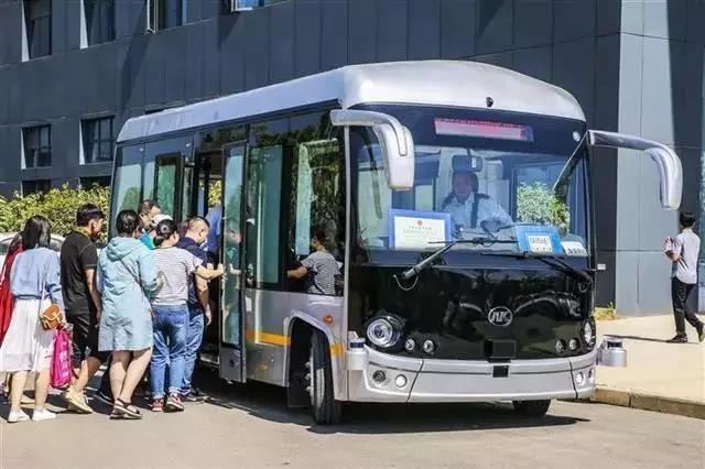 全球首张自动驾驶商用牌照发放,安凯无人驾驶巴士正式“持证上岗” - 第2张 - 提加商用车网 全球首张自动驾驶商用牌照发放,安凯无人驾驶巴士正式“持证上岗” - 第2张