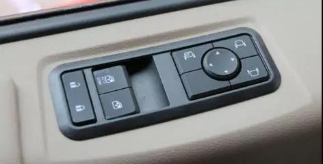 穿梭沙尘驰骋钢铁，再恶劣的工况格尔发也能轻松应对 - 第3张