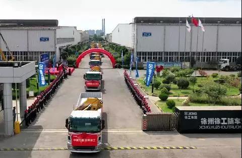 采用欧曼ETX随车起重运输车的50台徐工一体化随车起重机进军中东！ - 第6张