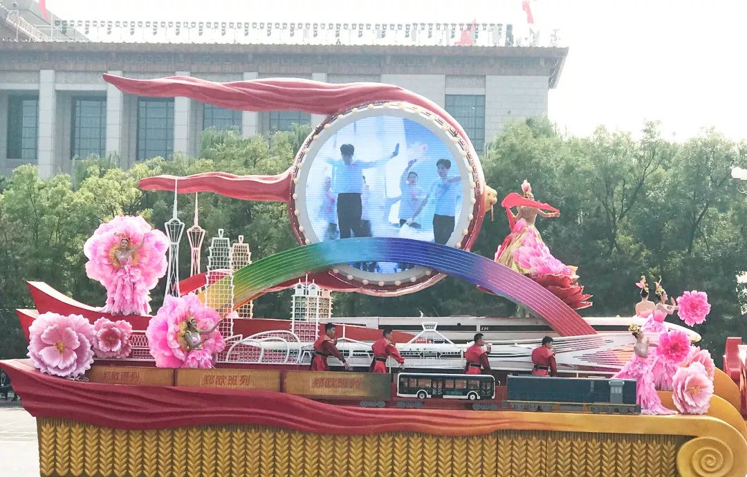 不负重托！超2000辆宇通客车服务国之庆典，向世界展现中国制造 - 第16张