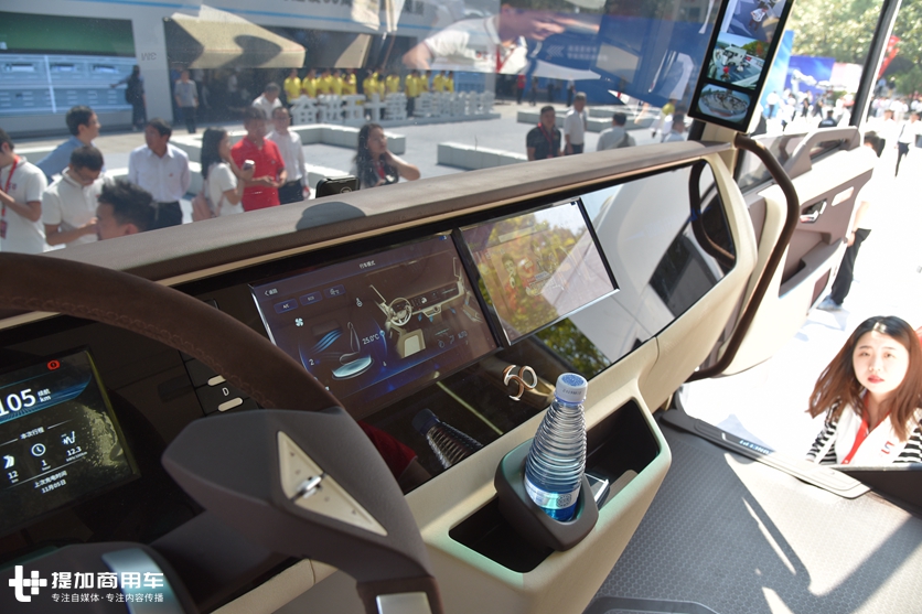 东风天龙概念卡车来了,内饰很未来,油电混合动力还能省油15% - 第12张 - 提加商用车网 东风天龙概念卡车来了,内饰很未来,油电混合动力还能省油15% - 第12张