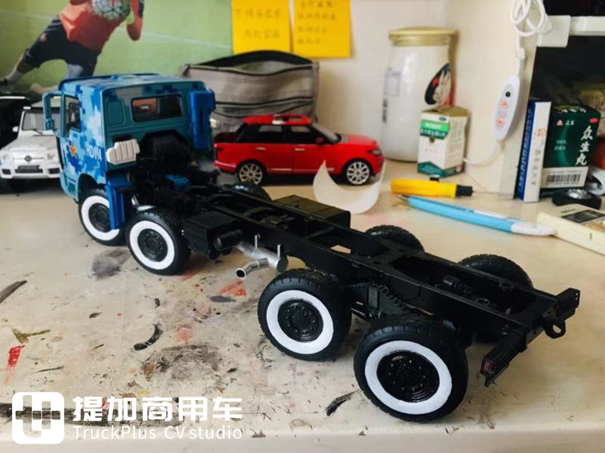 卡车模型也评测，再带你见识一款1:24的重汽豪沃军车模型 - 第5张