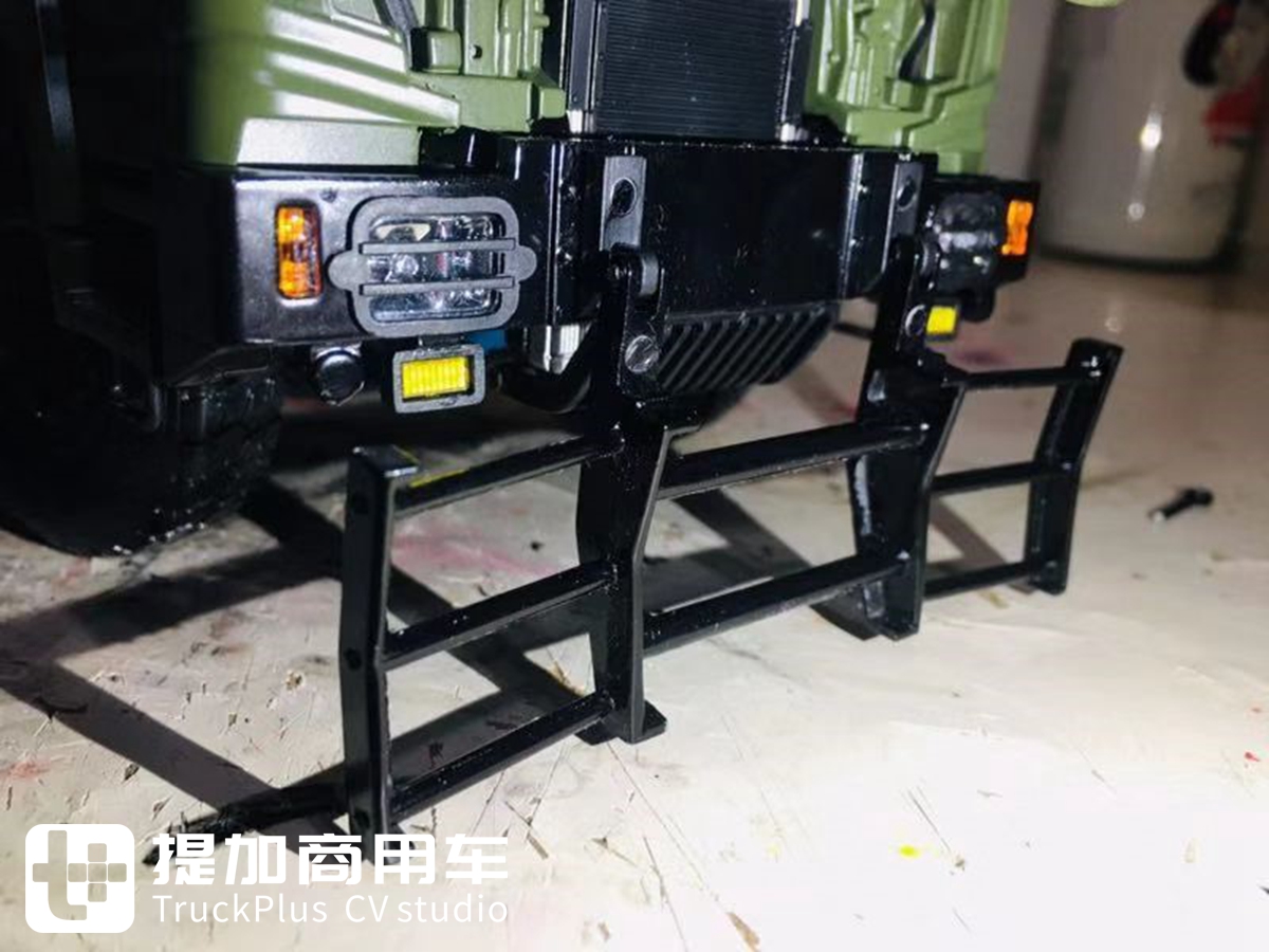 卡车模型也评测，再带你见识一款1:24的重汽豪沃军车模型 - 第7张