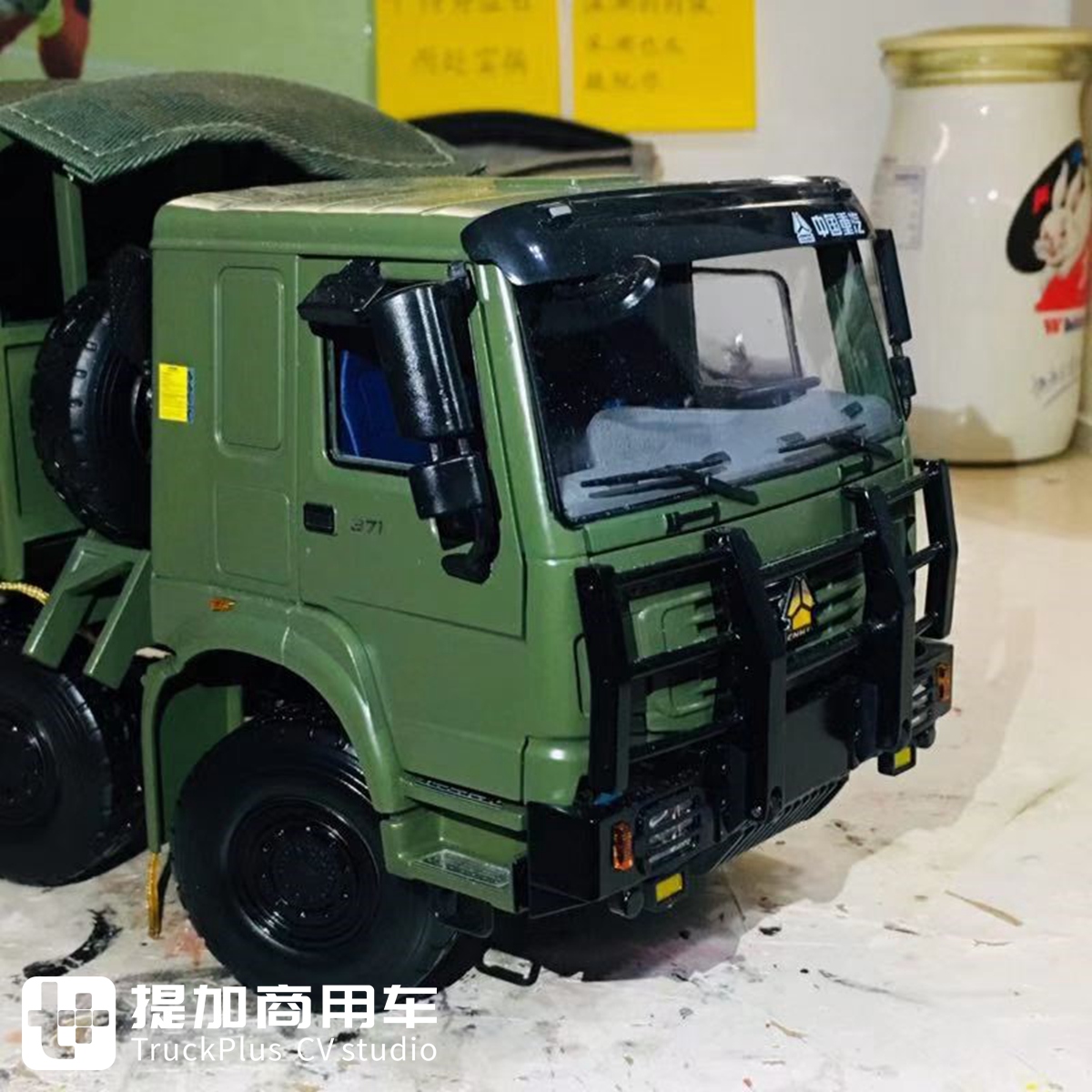 卡车模型也评测，再带你见识一款1:24的重汽豪沃军车模型 - 第8张