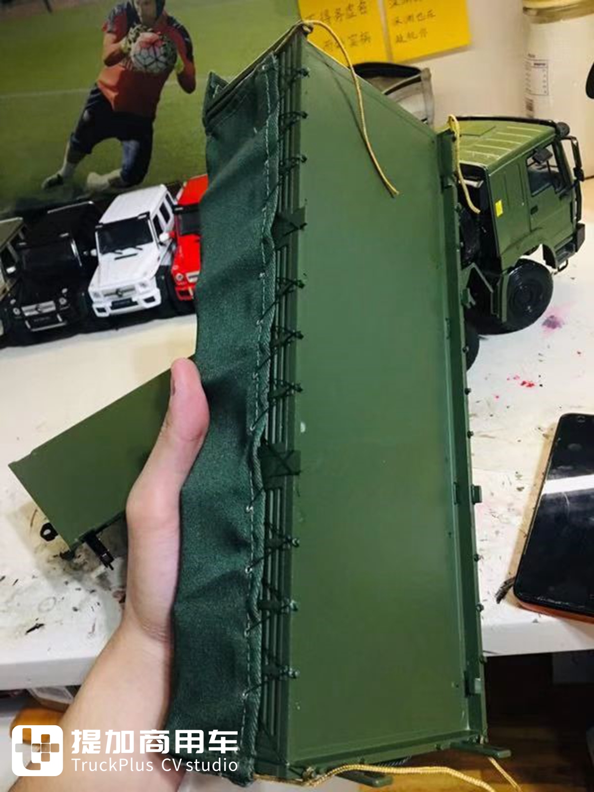 卡车模型也评测，再带你见识一款1:24的重汽豪沃军车模型 - 第26张