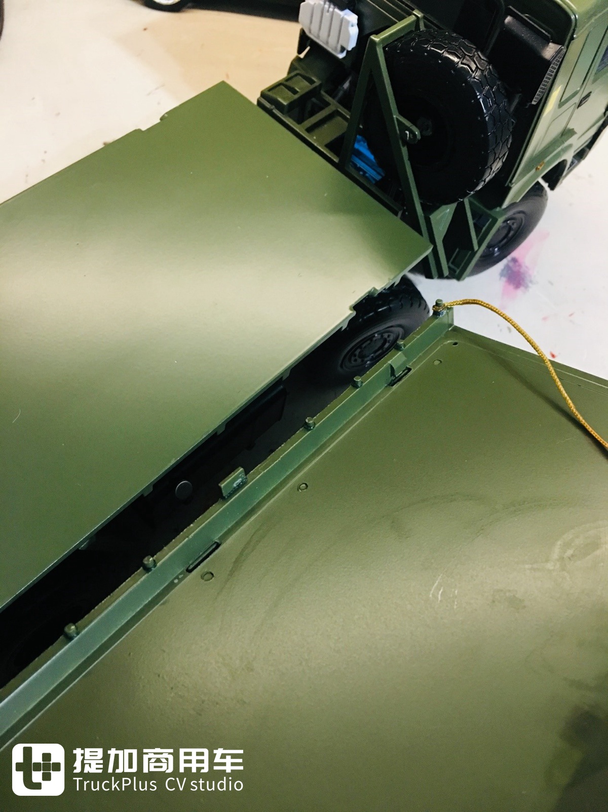 卡车模型也评测，再带你见识一款1:24的重汽豪沃军车模型 - 第27张