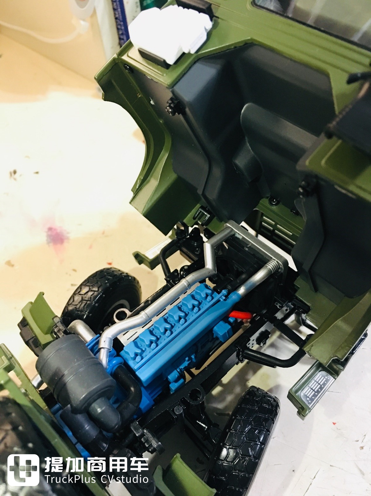 卡车模型也评测，再带你见识一款1:24的重汽豪沃军车模型 - 第34张