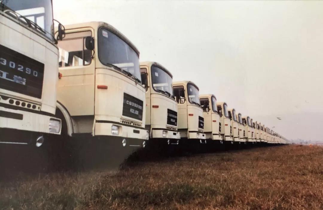 从四川汽车制造厂到上汽红岩5G智能重卡,回顾红岩发展史 - 第6张 - 提加商用车网 从四川汽车制造厂到上汽红岩5G智能重卡,回顾红岩发展史 - 第6张