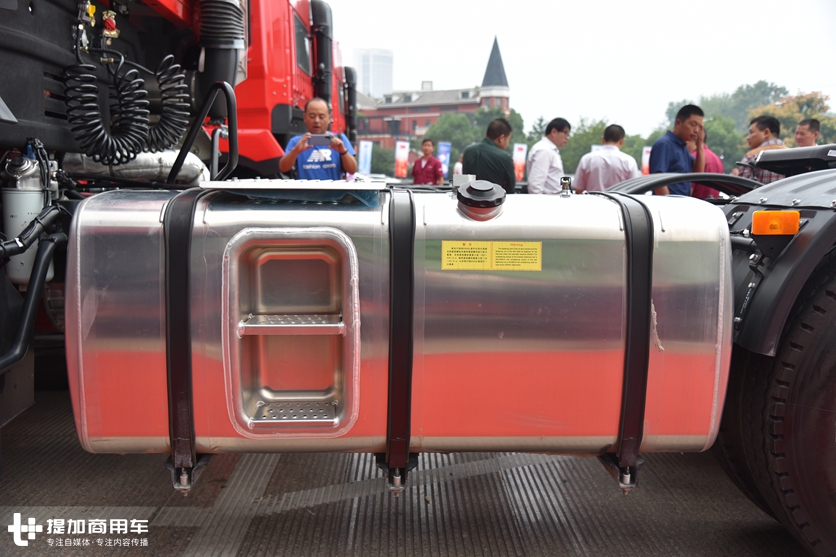 外观改进降油耗,内饰同步旗舰K7风格,带您见识2020款格尔发K5的新变化 - 第13张 - 提加商用车网 外观改进降油耗,内饰同步旗舰K7风格,带您见识2020款格尔发K5的新变化 - 第13张