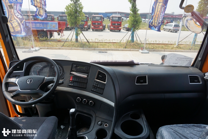 陕汽更具性价比的自卸车,带您见识德龙新M3000前四后八的硬实力 - 第19张 - 提加商用车网 陕汽更具性价比的自卸车,带您见识德龙新M3000前四后八的硬实力 - 第19张
