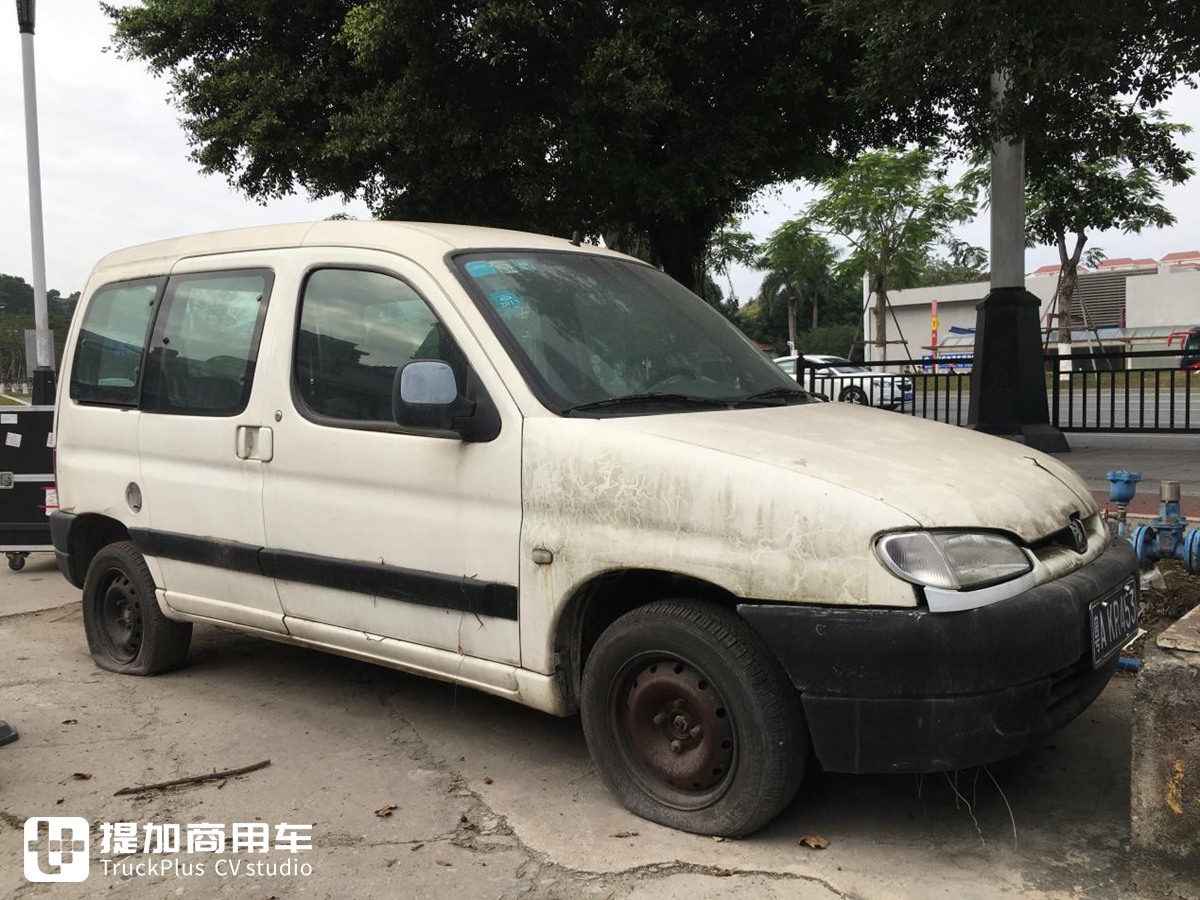 在国内很少见的VAN式货车,法国标致Partner实拍 - 第3张 - 提加商用车网 在国内很少见的VAN式货车,法国标致Partner实拍 - 第3张