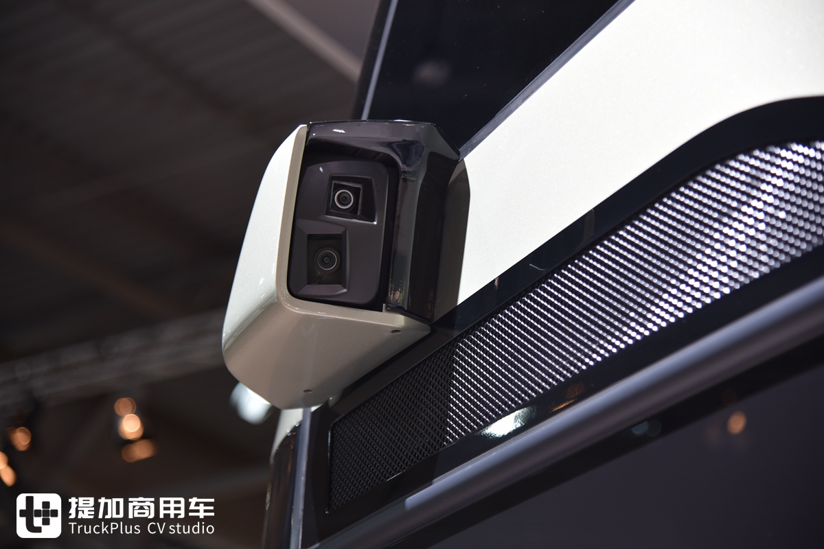 这是目前最高端豪华的双层大巴？尼奥普兰最新款Skyliner旗舰客车实拍 - 第13张