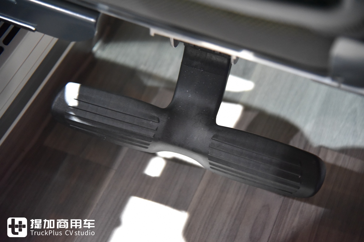 这是目前最高端豪华的双层大巴？尼奥普兰最新款Skyliner旗舰客车实拍 - 第26张