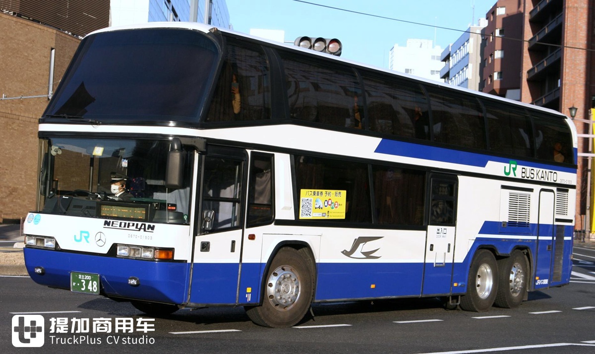 德国尼奥普兰的旗舰大巴，带您回顾Skyliner系列车型的辉煌50余载 - 第15张