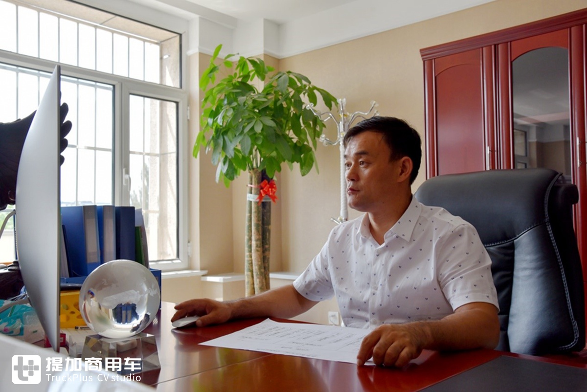 靠用斯堪尼亚等进口卡车,这位老板在西北打造了一个冷链运输帝国 - 第7张 - 提加商用车网 靠用斯堪尼亚等进口卡车,这位老板在西北打造了一个冷链运输帝国 - 第7张