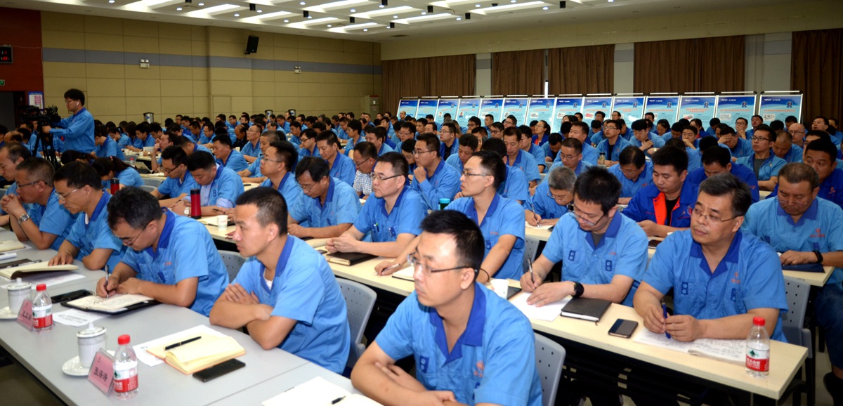 法士特集团召开“不忘初心、牢记使命”主题教育总结会 - 第1张 - 提加商用车网 法士特集团召开“不忘初心、牢记使命”主题教育总结会 - 第1张