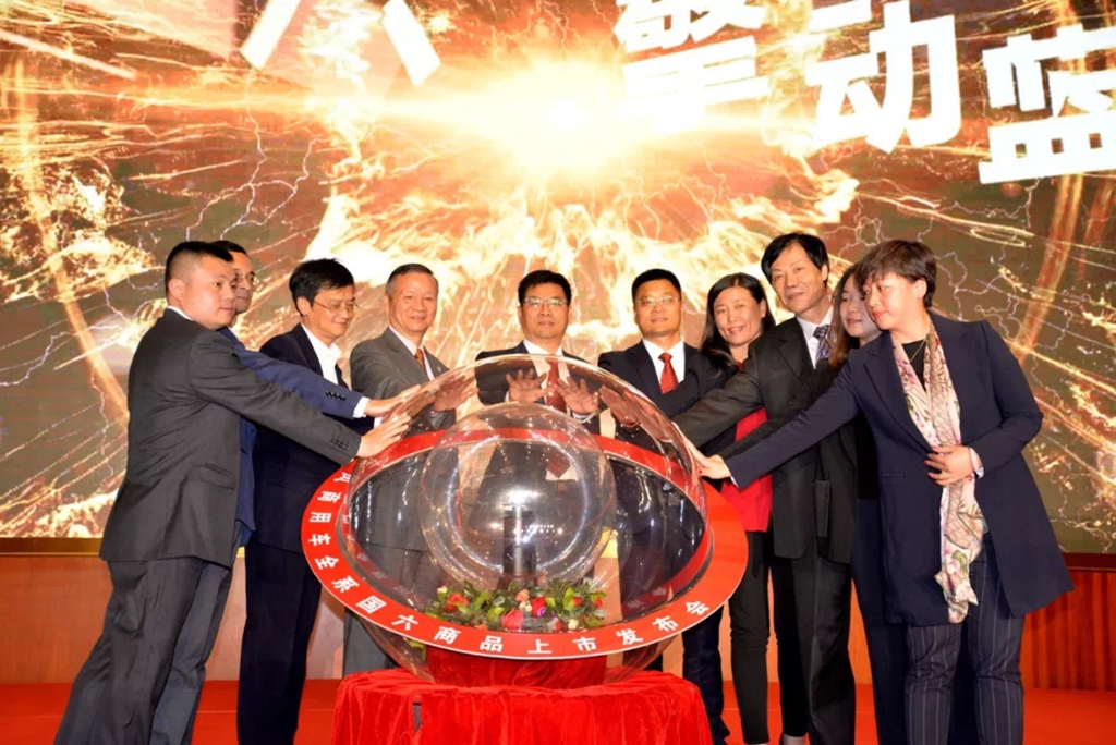 560马力Z14发动机天龙旗舰领衔,东风商用车全系国六车型北京上市 - 第2张 - 提加商用车网 560马力Z14发动机天龙旗舰领衔,东风商用车全系国六车型北京上市 - 第2张