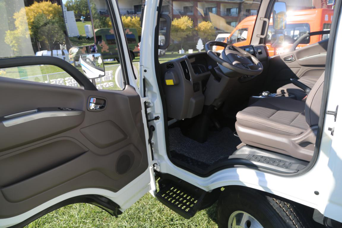 誓做新能源物流车专家,看欧马可智蓝轻卡 - 第6张 - 提加商用车网 誓做新能源物流车专家,看欧马可智蓝轻卡 - 第6张