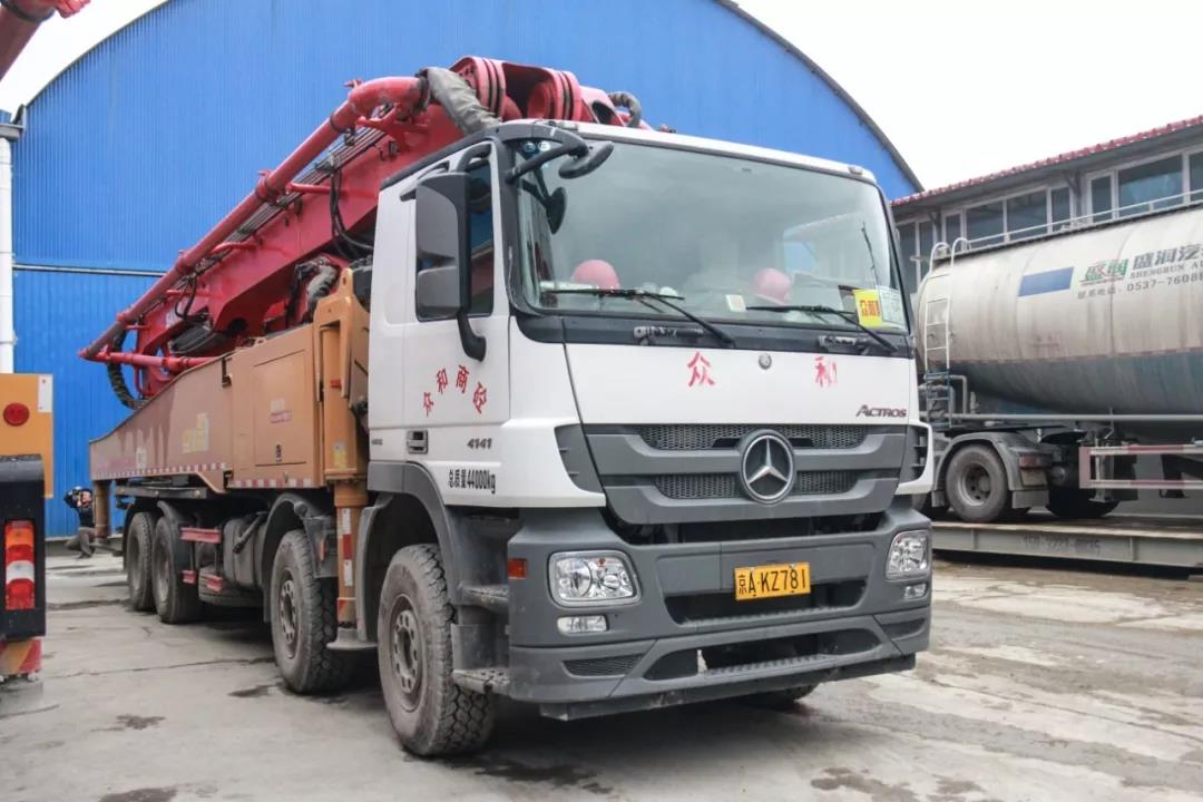 奔驰Actros泵车底盘,用专业树口碑,用过的客户都称赞好 - 第1张 - 提加商用车网 奔驰Actros泵车底盘,用专业树口碑,用过的客户都称赞好 - 第1张