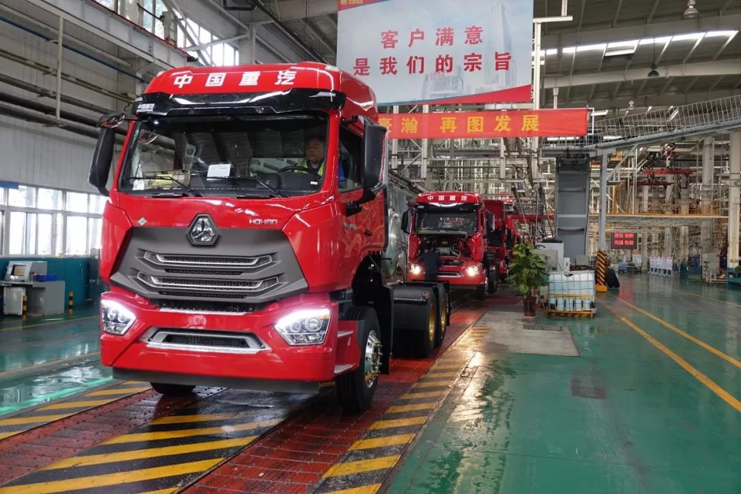 第20158辆“豪瀚”整车下线,济宁商用车公司创年产新纪录 - 第2张 - 提加商用车网 第20158辆“豪瀚”整车下线,济宁商用车公司创年产新纪录 - 第2张