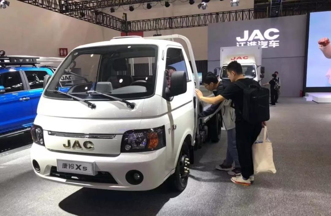 构建智能绿色物流新生态,江淮商用车全系国六阵容亮相武汉商用车展 - 第7张 - 提加商用车网 构建智能绿色物流新生态,江淮商用车全系国六阵容亮相武汉商用车展 - 第7张