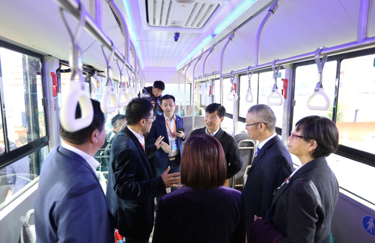 金龙客车“智慧出行解决方案”助力北京公共交通展 - 第2张 - 提加商用车网 金龙客车“智慧出行解决方案”助力北京公共交通展 - 第2张