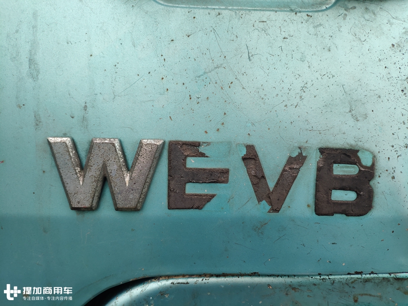 偶遇运营11年的陕汽奥龙，配置在当年非常的先进，现在看依然经典 - 第9张