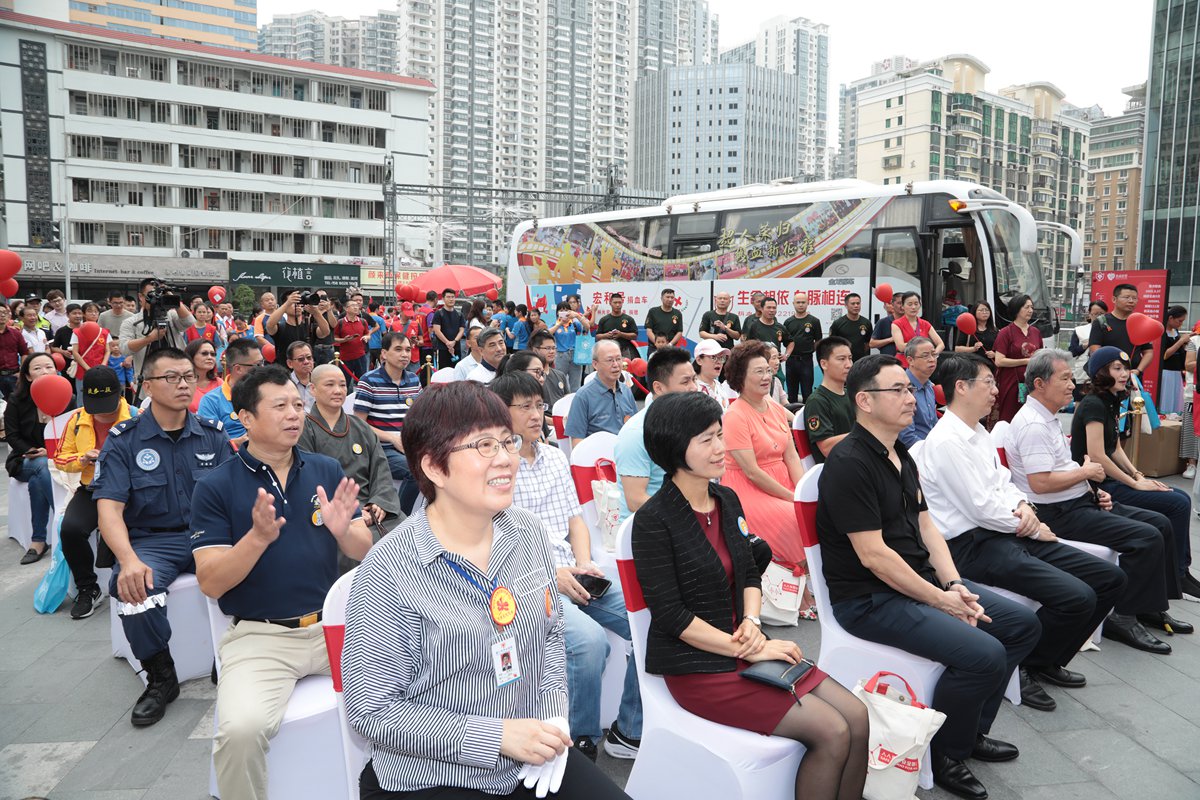 金龙采血车“宏和号” 见证厦门十年爱心路 - 第3张 - 提加商用车网 金龙采血车“宏和号” 见证厦门十年爱心路 - 第3张