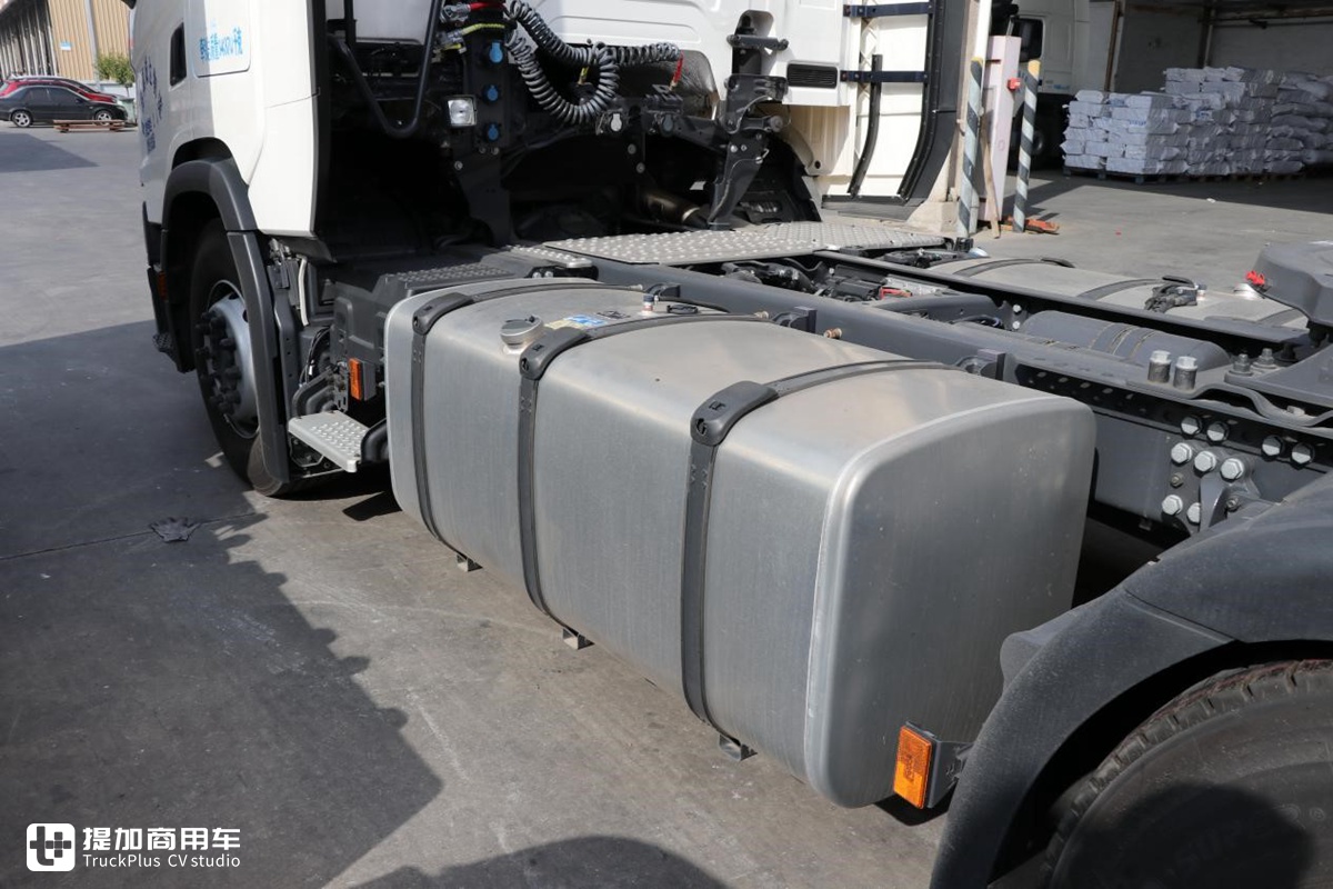 新款斯堪尼亚卡车的入门车型,据说60万出头就能买到,GN410深度评测 - 第14张 - 提加商用车网 新款斯堪尼亚卡车的入门车型,据说60万出头就能买到,GN410深度评测 - 第14张