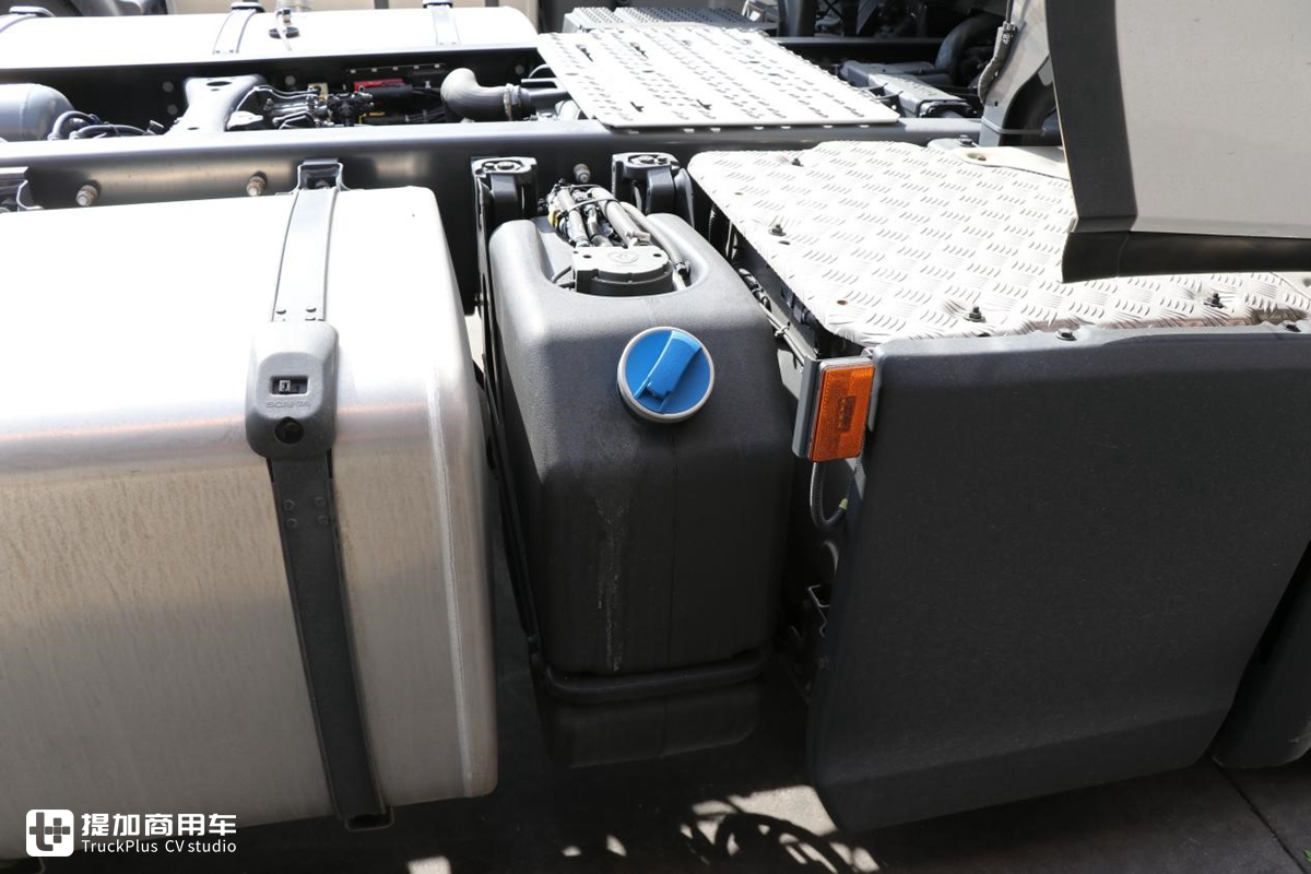 新款斯堪尼亚卡车的入门车型,据说60万出头就能买到,GN410深度评测 - 第15张 - 提加商用车网 新款斯堪尼亚卡车的入门车型,据说60万出头就能买到,GN410深度评测 - 第15张