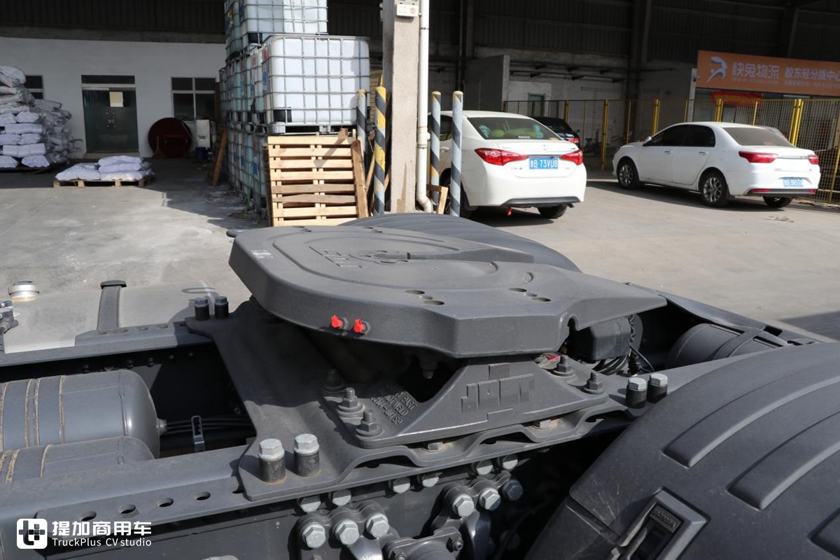 新款斯堪尼亚卡车的入门车型,据说60万出头就能买到,GN410深度评测 - 第17张 - 提加商用车网 新款斯堪尼亚卡车的入门车型,据说60万出头就能买到,GN410深度评测 - 第17张