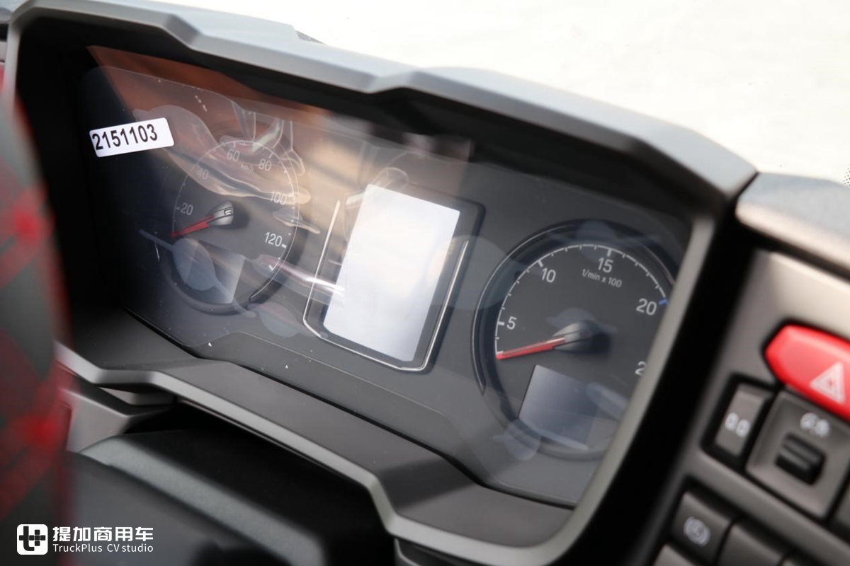 新款斯堪尼亚卡车的入门车型,据说60万出头就能买到,GN410深度评测 - 第29张 - 提加商用车网 新款斯堪尼亚卡车的入门车型,据说60万出头就能买到,GN410深度评测 - 第29张