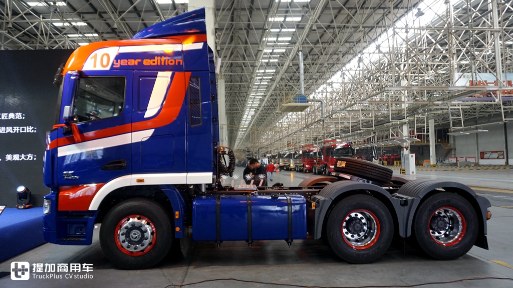 开启下一个辉煌十年, 联合卡车国六燃气卡车和10周年限量车型上市 - 第5张 - 提加商用车网 开启下一个辉煌十年, 联合卡车国六燃气卡车和10周年限量车型上市 - 第5张