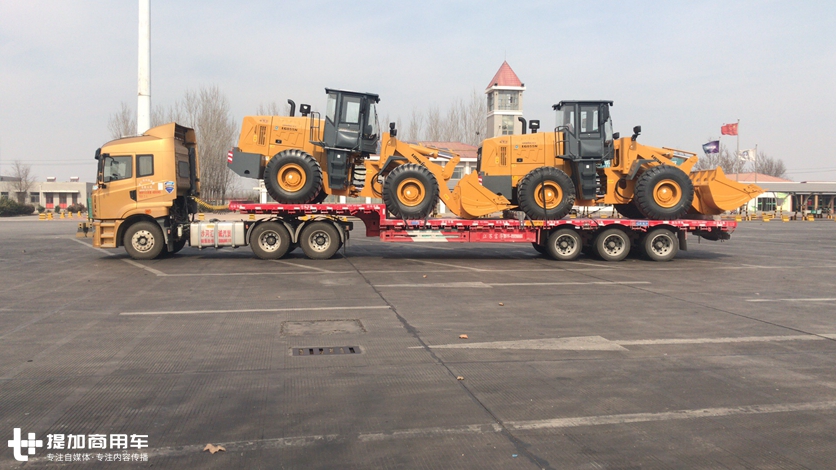 驾驶室被钢梁冲出十几米，司机只受轻伤，华菱重卡为何这么强？ - 第3张