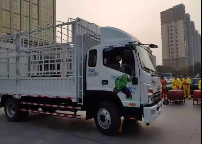 超宽驾驶室带来最高舒适性,全能绿通版领跑绿通行业 - 第3张 - 提加商用车网 超宽驾驶室带来最高舒适性,全能绿通版领跑绿通行业 - 第3张