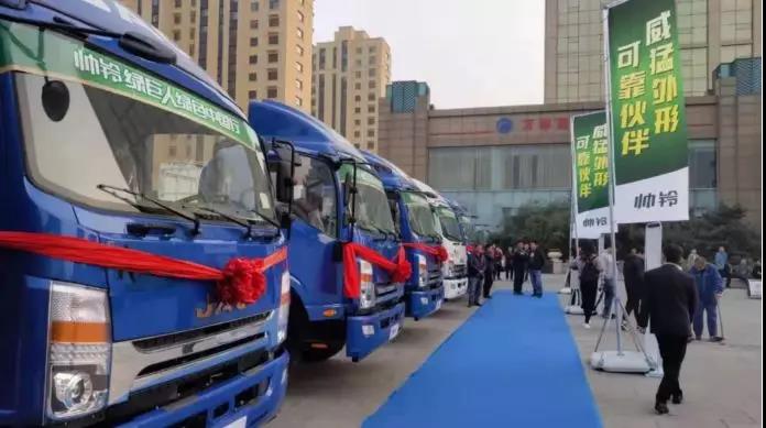 超宽驾驶室带来最高舒适性,全能绿通版领跑绿通行业 - 第4张 - 提加商用车网 超宽驾驶室带来最高舒适性,全能绿通版领跑绿通行业 - 第4张