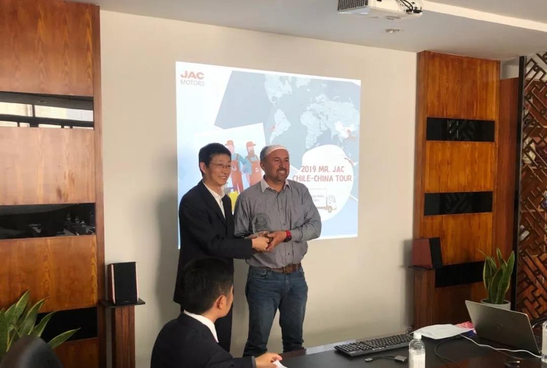 智利卡哥走进江淮汽车,最美卡哥第三季总决赛即将拉开帷幕! - 第4张 - 提加商用车网 智利卡哥走进江淮汽车,最美卡哥第三季总决赛即将拉开帷幕! - 第4张