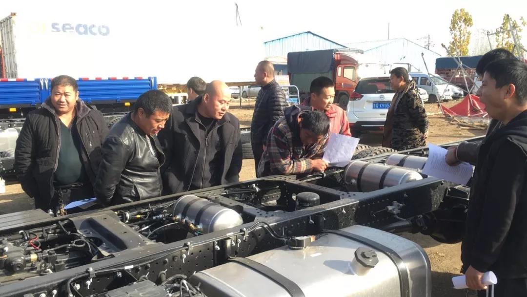 硬核实力引领绿通潮流,全能绿通版,帅铃绿巨人临沂闪耀上市 - 第7张 - 提加商用车网 硬核实力引领绿通潮流,全能绿通版,帅铃绿巨人临沂闪耀上市 - 第7张