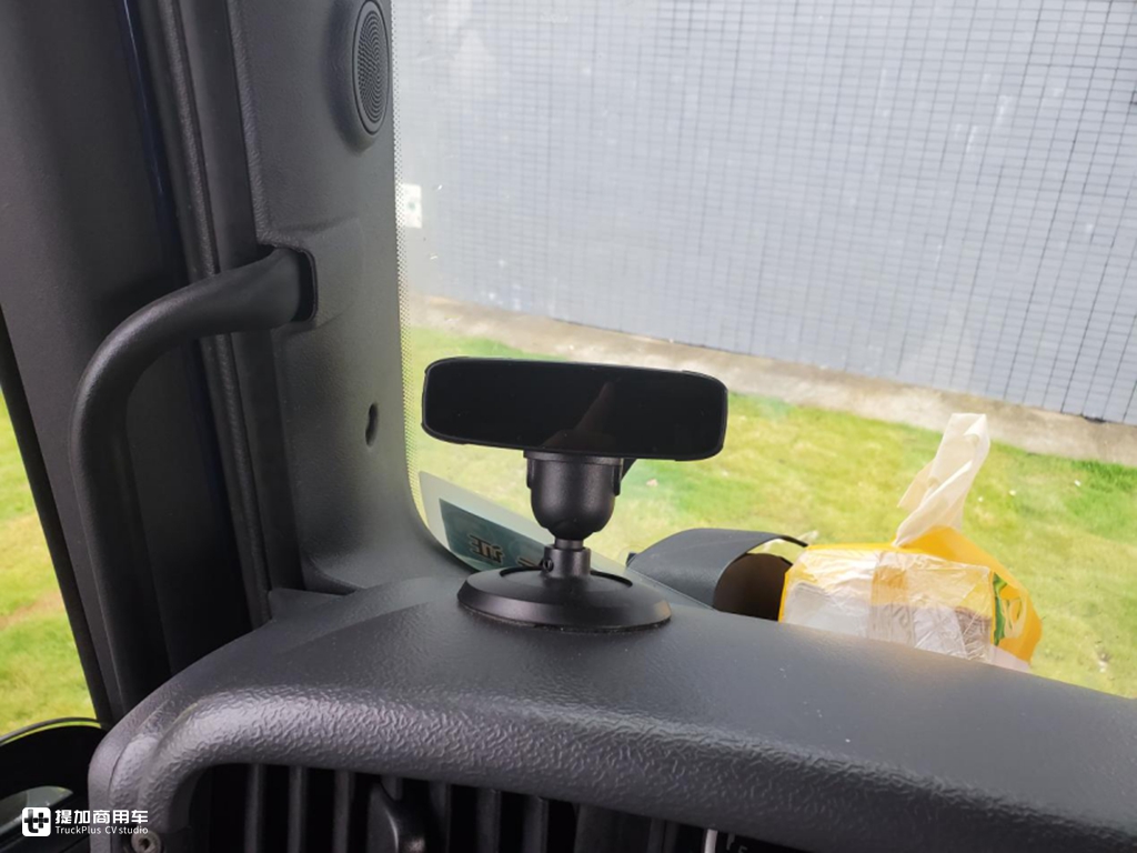 这款卡车连安全气囊都配上了,少见的斯堪尼亚主动安全版实拍解析 - 第25张 - 提加商用车网 这款卡车连安全气囊都配上了,少见的斯堪尼亚主动安全版实拍解析 - 第25张