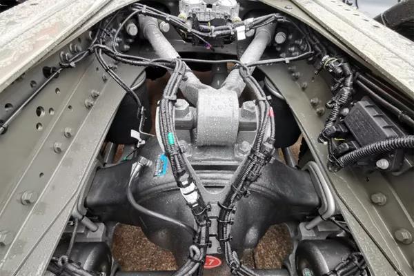 600马力、L2+级智能，见识不一样的汕德卡 - 第3张