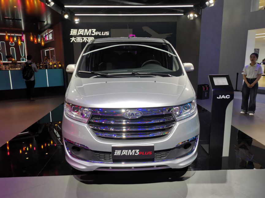 精调发展方向，精耕细分市场 瑞风MPV 2款新车型亮相广州车展 - 第2张