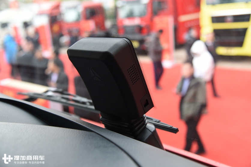 2020款豪沃T7H亮相，配了重汽自动挡变速箱，自重也降到了7.9吨！ - 第21张